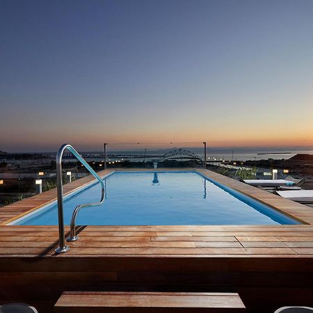 Cw Athens Riviera Suite Exterior photo