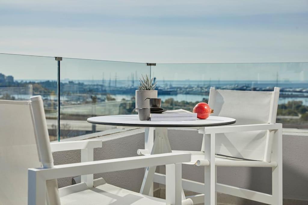 Cw Athens Riviera Suite Exterior photo