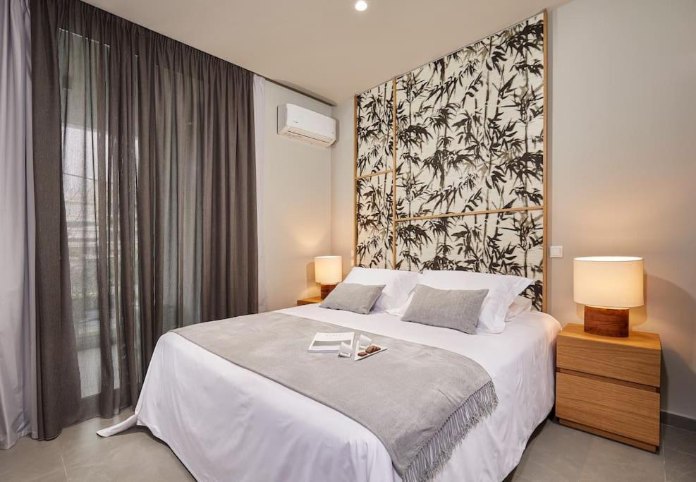 Cw Athens Riviera Suite Exterior photo