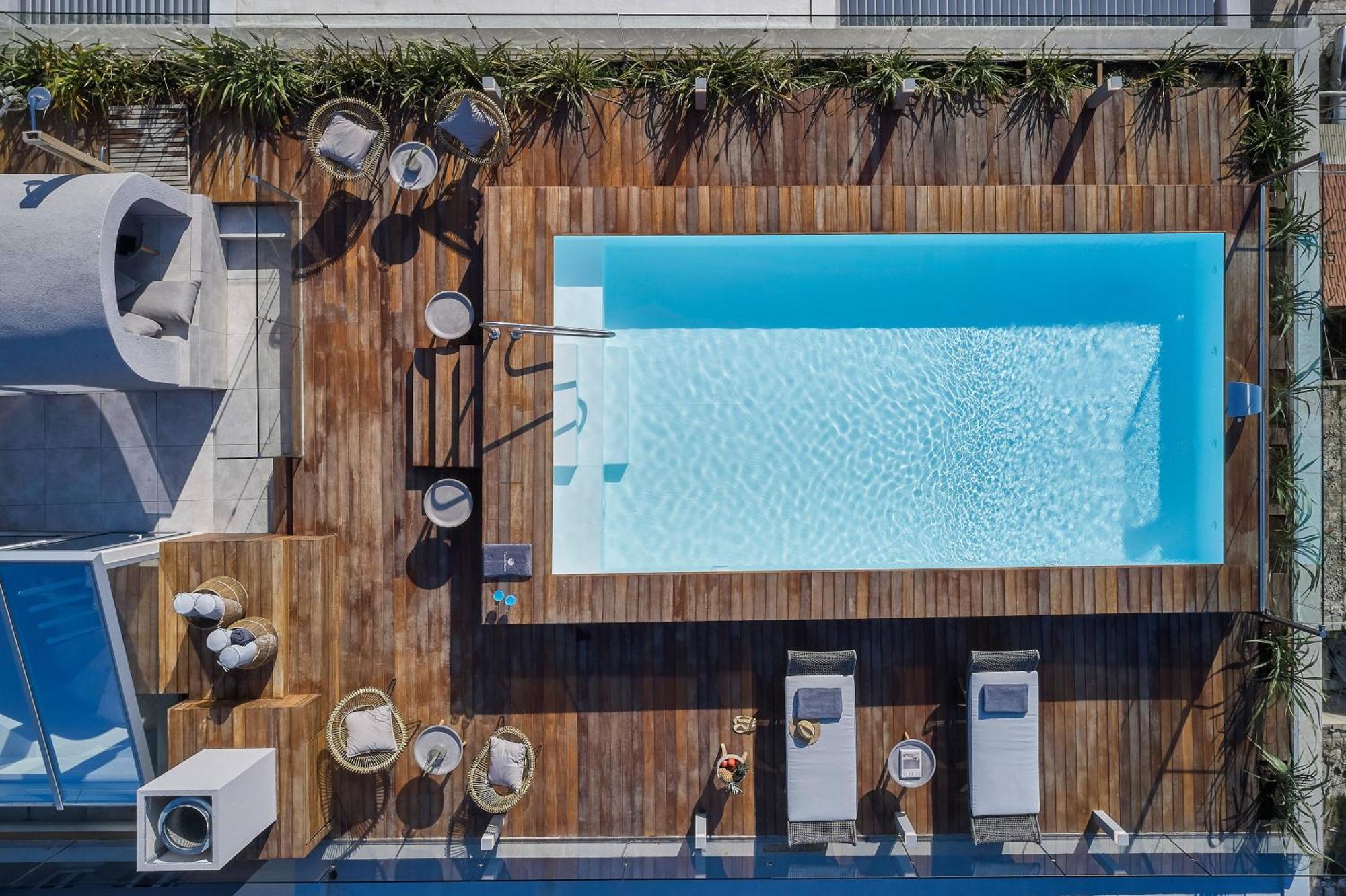 Cw Athens Riviera Suite Exterior photo