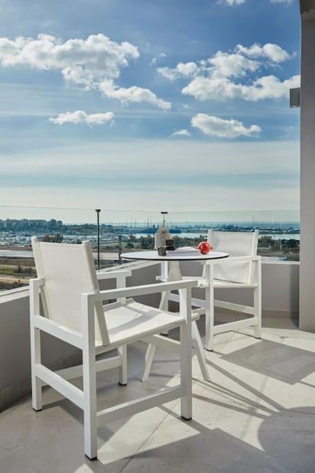Cw Athens Riviera Suite Exterior photo